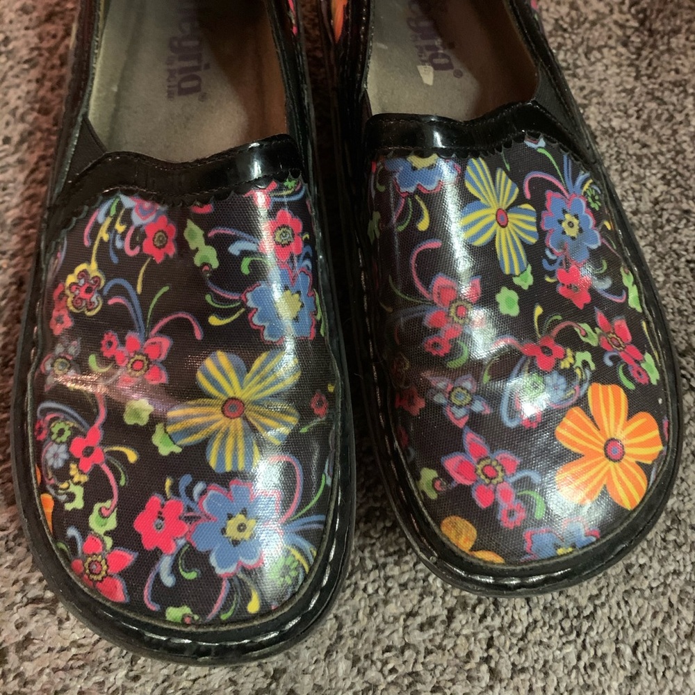 Algeria clogs size 38